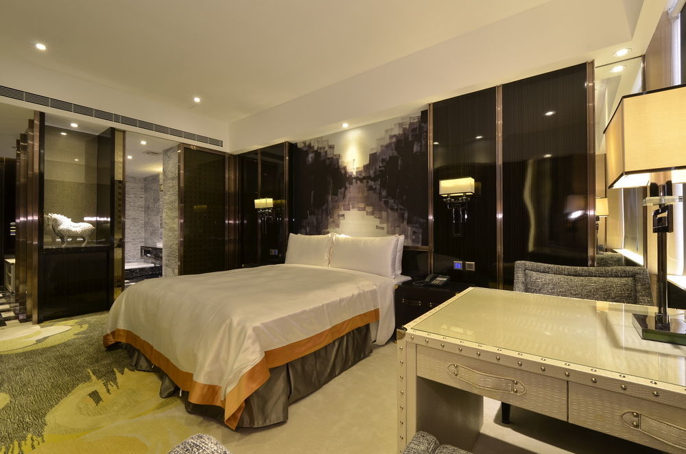 冠月精品旅館-Puli Ease Hotel Exterior foto
