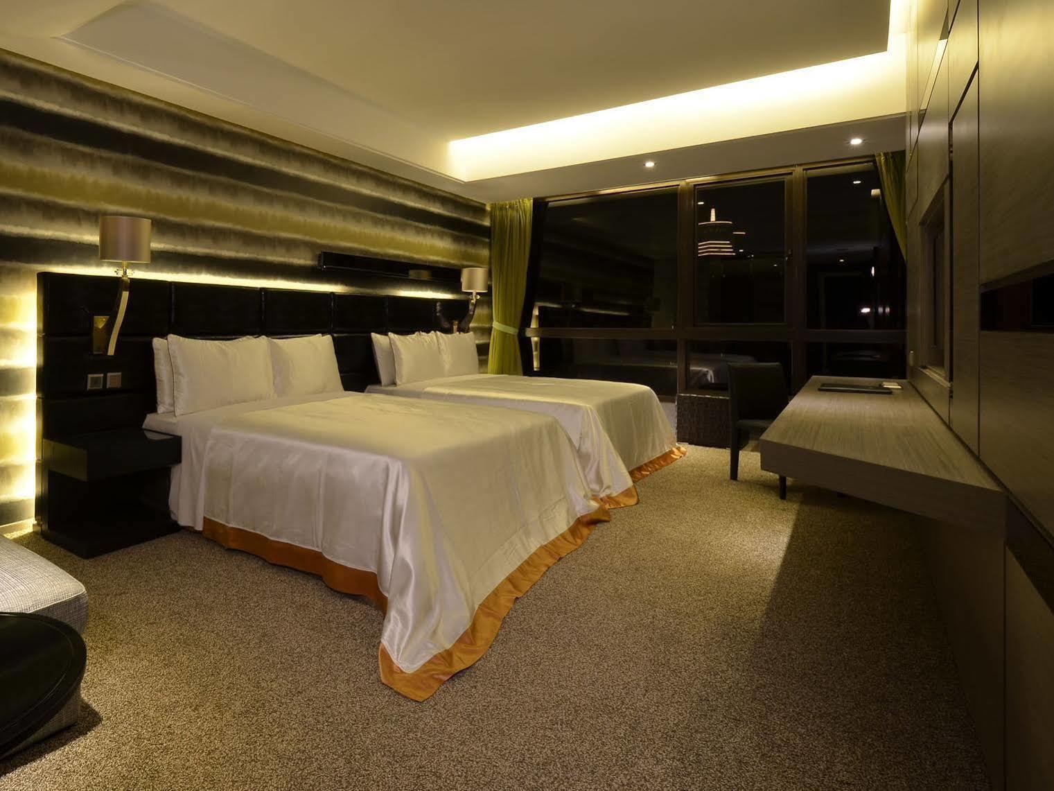 冠月精品旅館-Puli Ease Hotel Exterior foto
