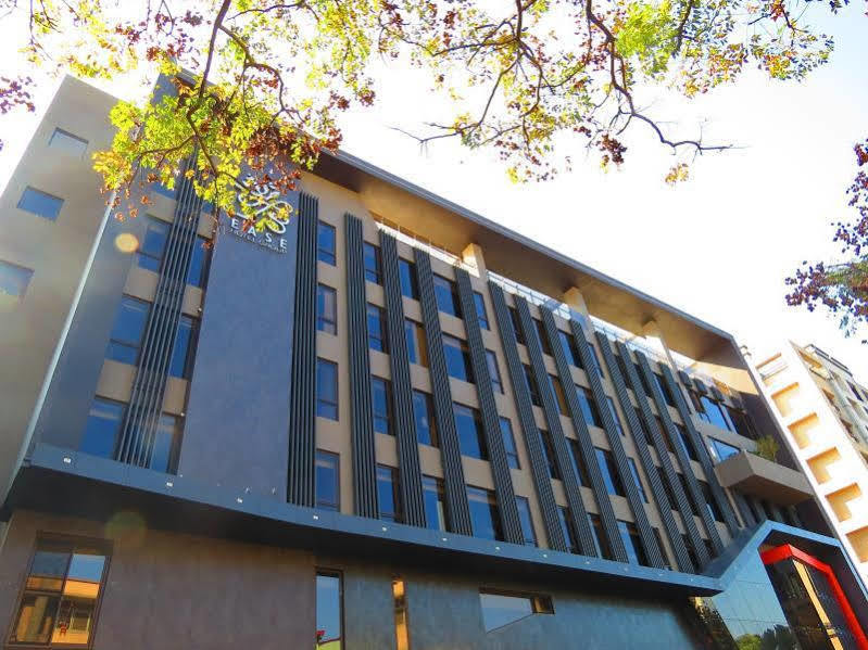 冠月精品旅館-Puli Ease Hotel Exterior foto